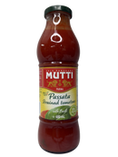 MUTTI PASATA STRAINED TOMATOES WITH BASIL 680ml